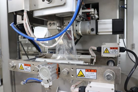 12 Teste 0,8L Granuli di tenuta termica Macchina di imballaggio per animali da compagnia per imballaggio di noci in sacchetto