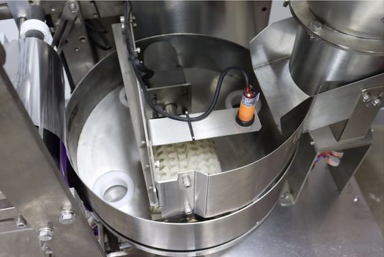Macchina di confezionamento verticale automatica per 1-100 g di semi, facile da usare e da mantenere