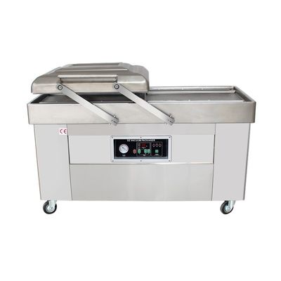 Macchina di imballaggio a vuoto semiautomatica a doppia camera di pollo secco carne di cibo per il mercato