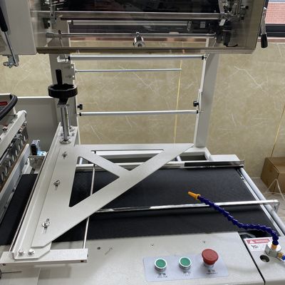 Macchina di confezionamento a pellicola termico completamente automatica e galleria di contrazione per l' imballaggio dei contenitori