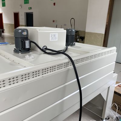 Macchina di confezionamento a pellicola termico completamente automatica e galleria di contrazione per l' imballaggio dei contenitori