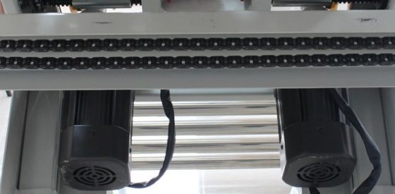 FXJ-5050 Macchina semiautomatica per sigillare cartoni facile da usare e resistente