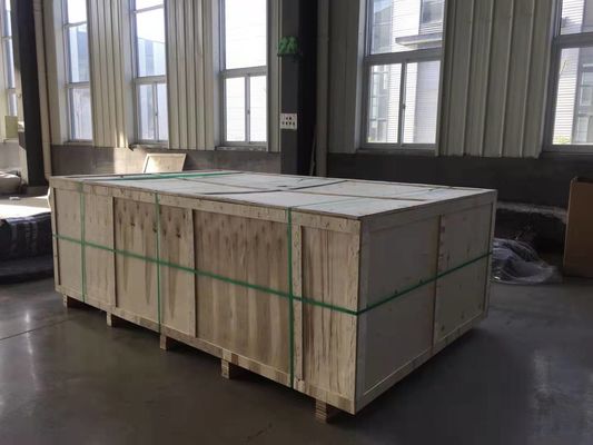 Macchine di confezionamento automatico di pellicole per la confezione di palette per bevande pesanti
