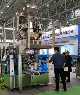 Macchina automatica di imballaggio alimentare in granuli per caramelle in sacchetto triangolare Capacità 400 kg