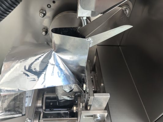 Macchina di imballaggio automatico multifunzione per il riempimento di sacchetti da tè con sacchetto esterno 75 95 mm