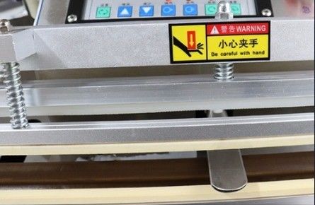 Sottovoce elettrico a vuoto per imballaggio commerciale 1070*460*1020mm Tipo di pellicola pompaggio esterno