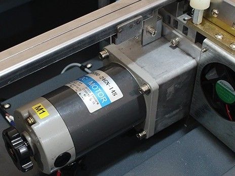 Tavola alta MH-301 Macchina per la confezione di cinture in cartone in PP con certificato CE