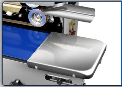 Sigillato a fascia termica per sacchetti alimentari con stampa orizzontale continua e peso della macchina di 21 kg