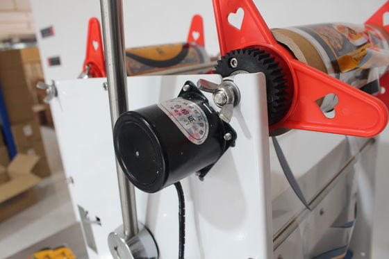 Macchina di sigillamento manuale con materiale di imballaggio in legno