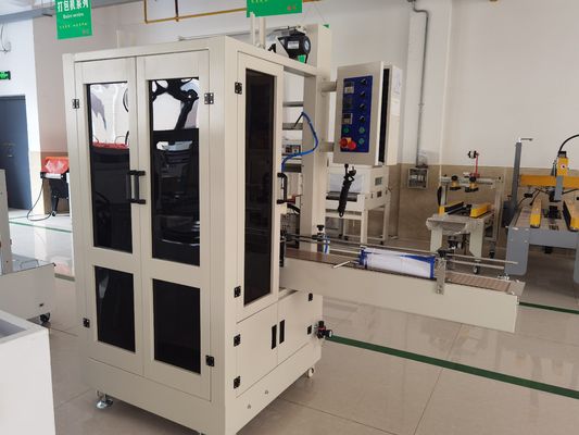 Macchina di confezionamento semiautomatica di bottiglie d'acqua azionata elettricamente per vassoi e scatole