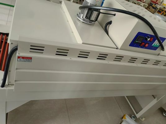 Imballaggio del prodotto BS5530 Macchina di avvolgimento automatico a propulsione elettrica con galleria di calore