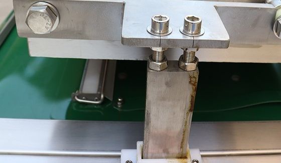 Macchina di imballaggio a vuoto a 380 V con cintura di trasporto