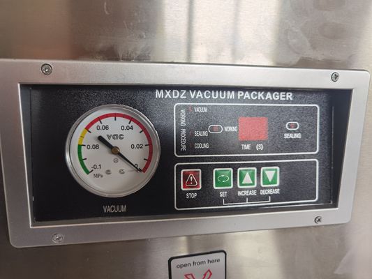 Potenza elettrica di riscaldamento 250W Macchina di imballaggio a vuoto per la conservazione di alimenti secchi e bagnati