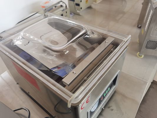 Potenza elettrica di riscaldamento 250W Macchina di imballaggio a vuoto per la conservazione di alimenti secchi e bagnati