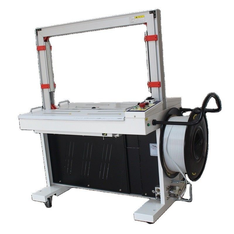 Facile da utilizzare Macchina di rimorchiatura completamente automatica per cartone PP e doppi motori